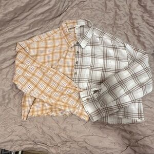 Plaid split cropped distressed flannel